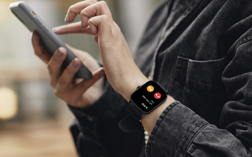 News - How to choose between a smartwatch and a smart bracelet?