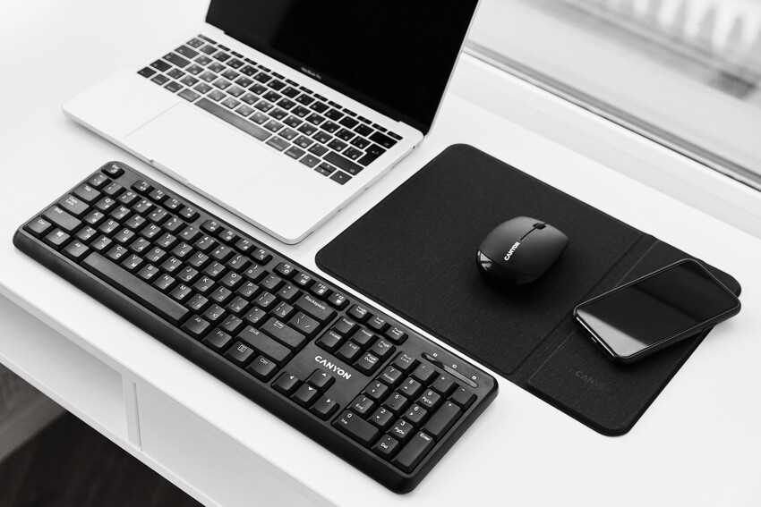 Choosing the Right Charging Mouse Pad 