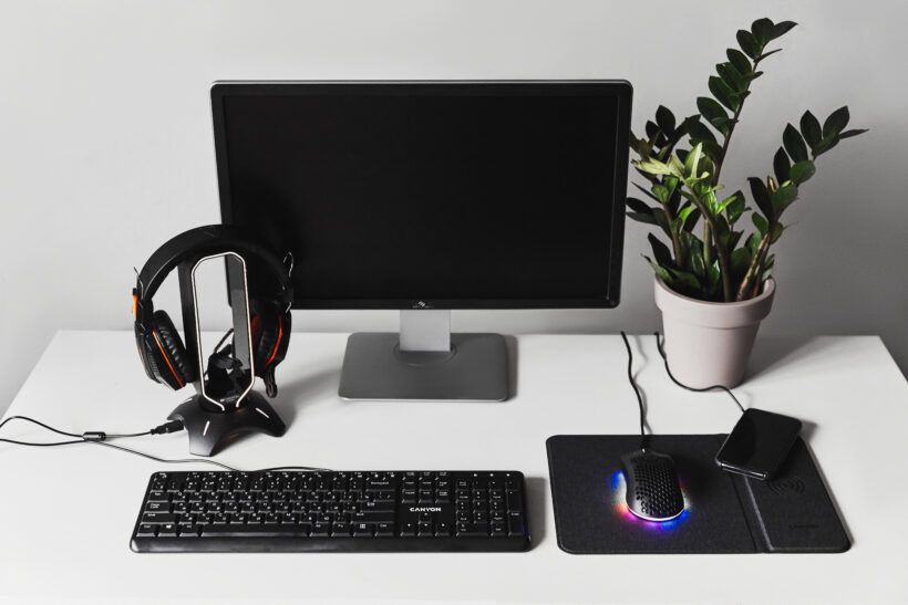 best way to clean a mouse mat
