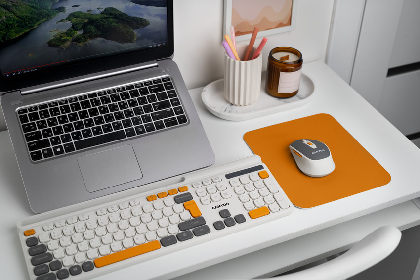 How to Clean a Fabric Mousepad