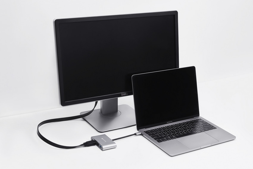How to attach 2 monitors to a laptop, step by step