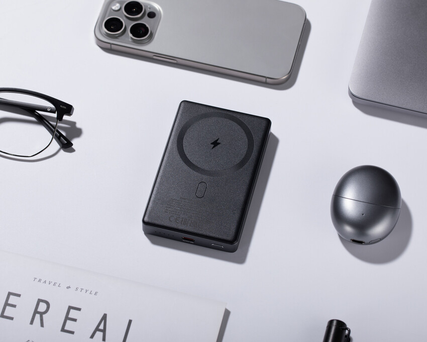 Canyon OnPower 510: 10,000 mAh / 37 Wh