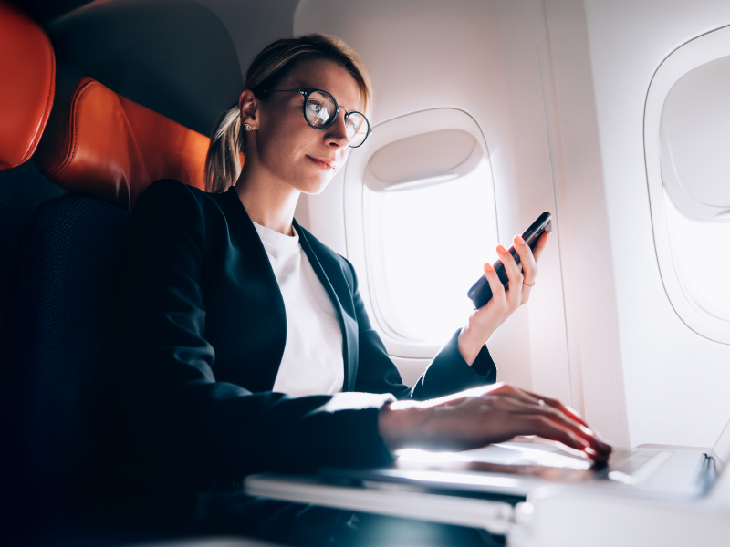 Power bank for airplane: rules and capacity restrictions in 2026